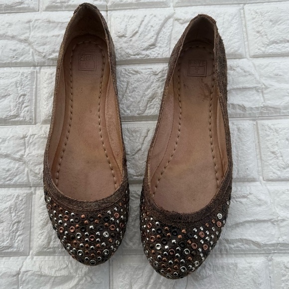 Frye Carson Studded Ballet Flat in Brown 8.5 - Picture 1 of 8